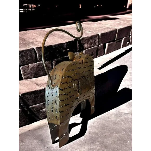 Rustic Metal Cat Sculpture With Curled Tail Candle Holder Vintage Bronze Finish - Picture 6 of 10